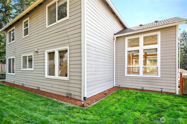 12698 Plateau Circle NW, Silverdale, WA 98383