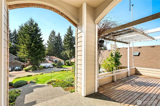 12698 Plateau Circle NW, Silverdale, WA 98383