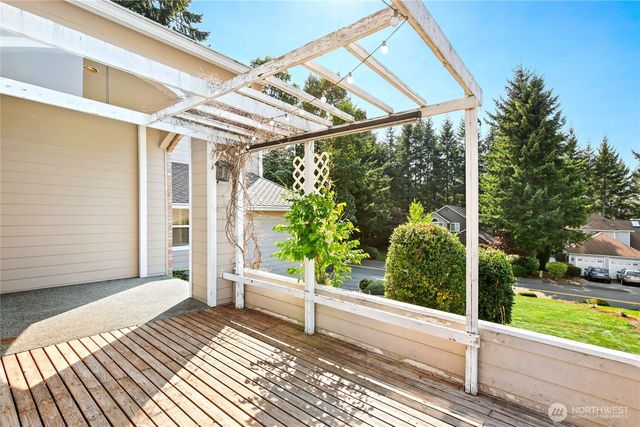 12698 Plateau Circle NW, Silverdale, WA 98383