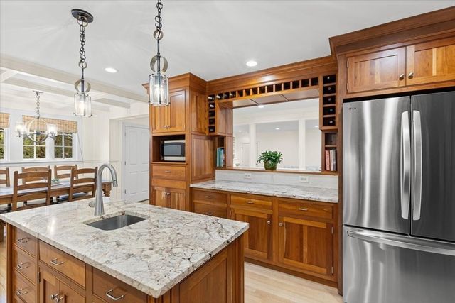 20 Gay St, Westwood, MA 02090