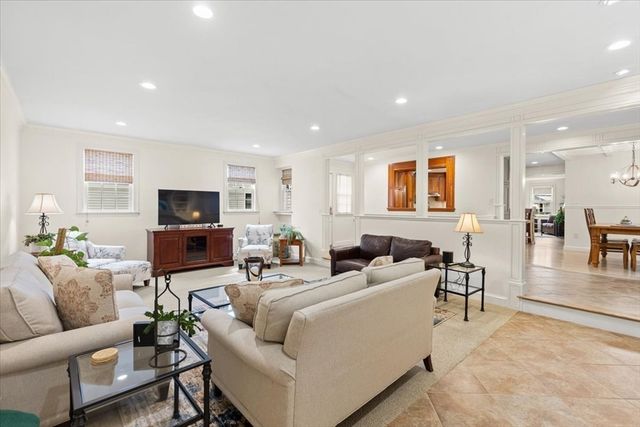20 Gay St, Westwood, MA 02090