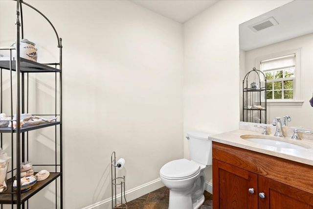 20 Gay St, Westwood, MA 02090