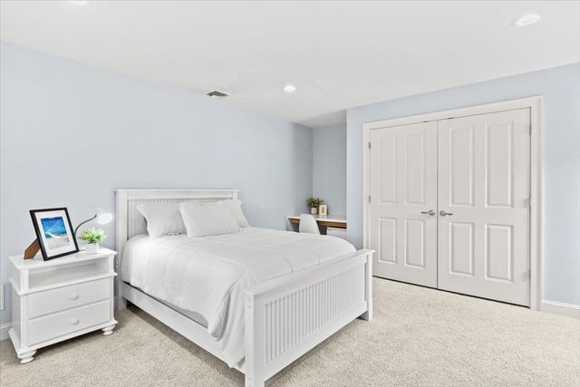 20 Gay St, Westwood, MA 02090