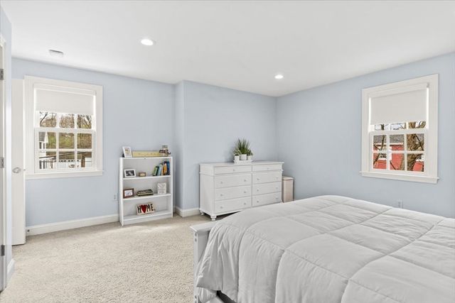 20 Gay St, Westwood, MA 02090