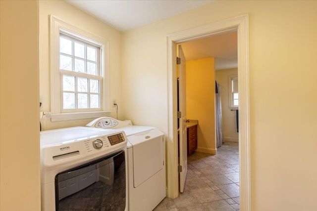 20 Gay St, Westwood, MA 02090