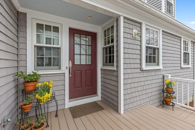 20 Gay St, Westwood, MA 02090