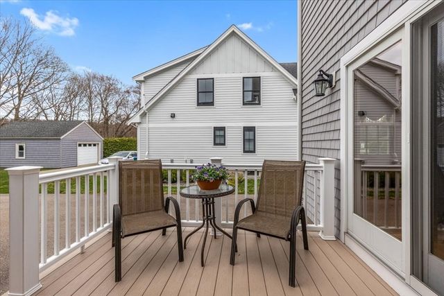 20 Gay St, Westwood, MA 02090