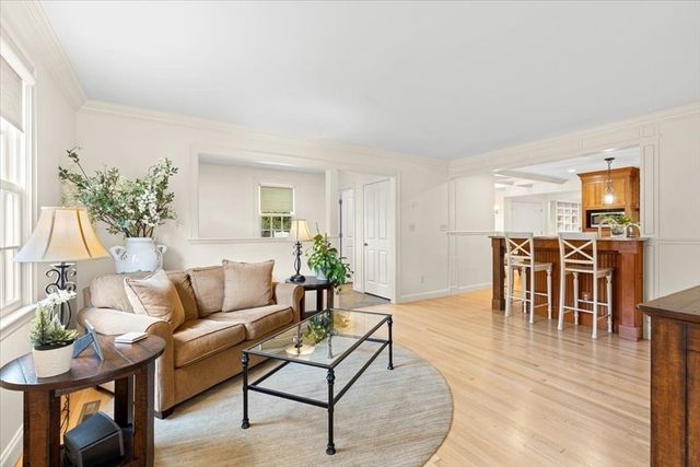 20 Gay St, Westwood, MA 02090