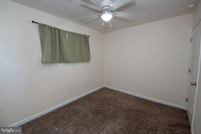 31 ROUNDWOOD LN, Levittown, PA 19055
