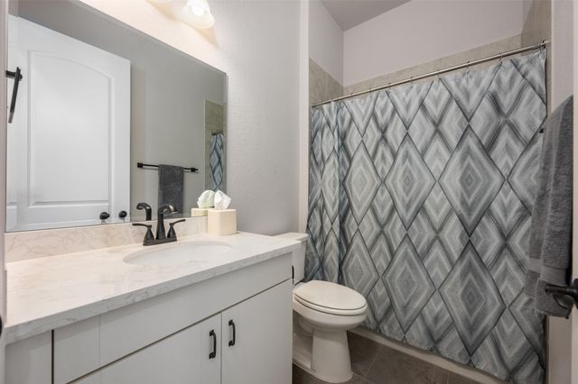 825 Faith DR, Liberty Hill, TX 78642