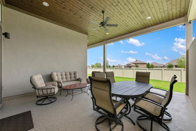 825 Faith DR, Liberty Hill, TX 78642