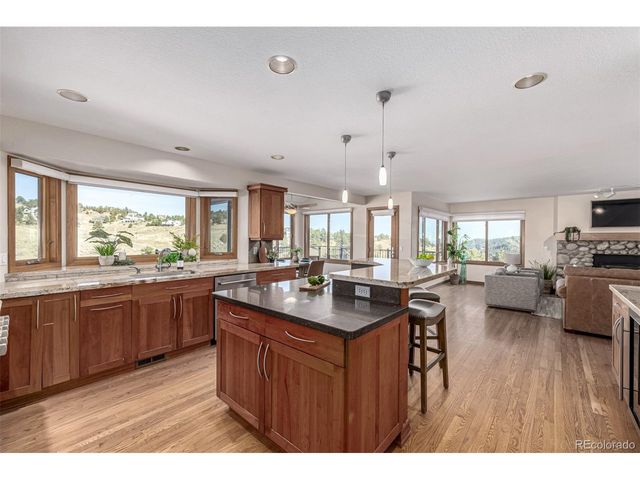 580 Sunrise Dr, Golden, CO 80401