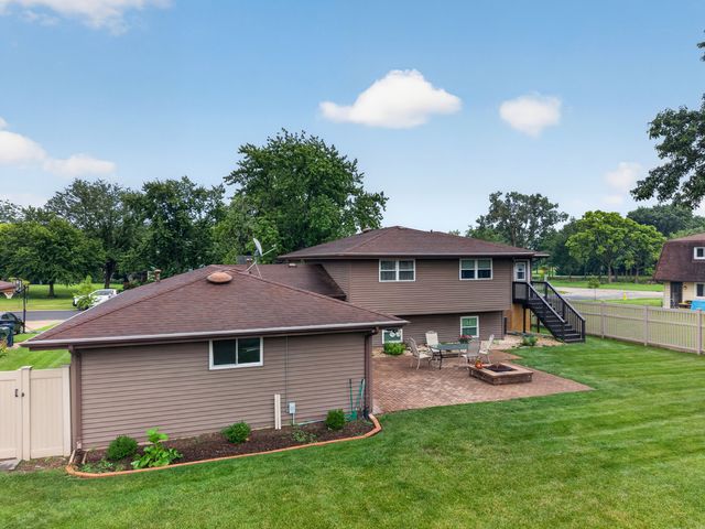 103 Deerpath Drive, Minooka, IL 60447