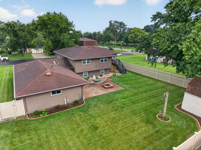 103 Deerpath Drive, Minooka, IL 60447
