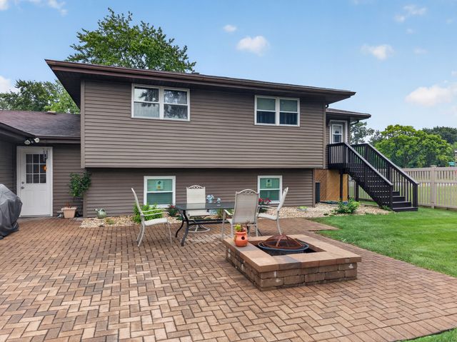 103 Deerpath Drive, Minooka, IL 60447