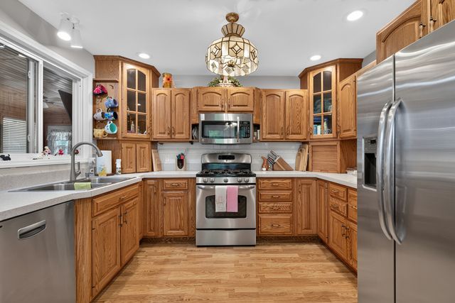 103 Deerpath Drive, Minooka, IL 60447