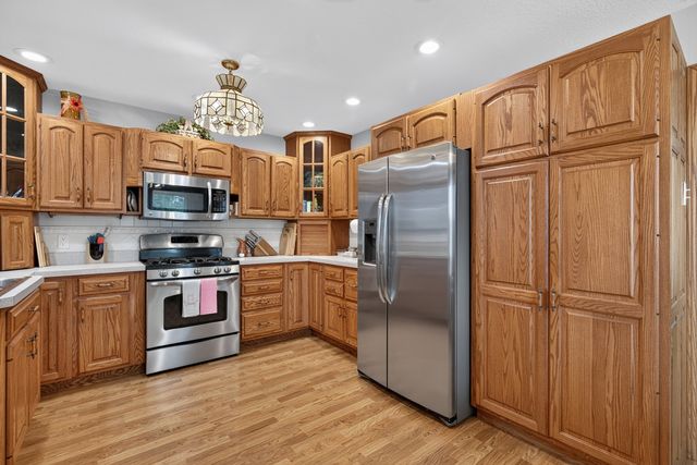 103 Deerpath Drive, Minooka, IL 60447