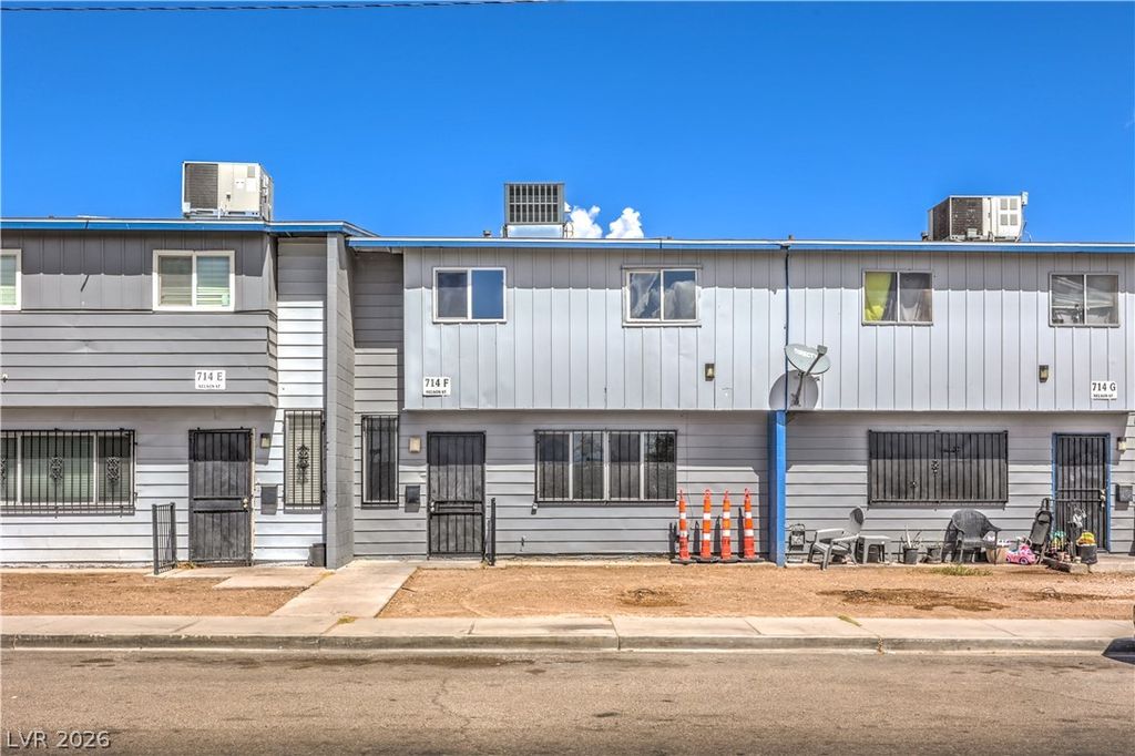 714 East Nelson Avenue F, North Las Vegas, NV 89030 — photo 2