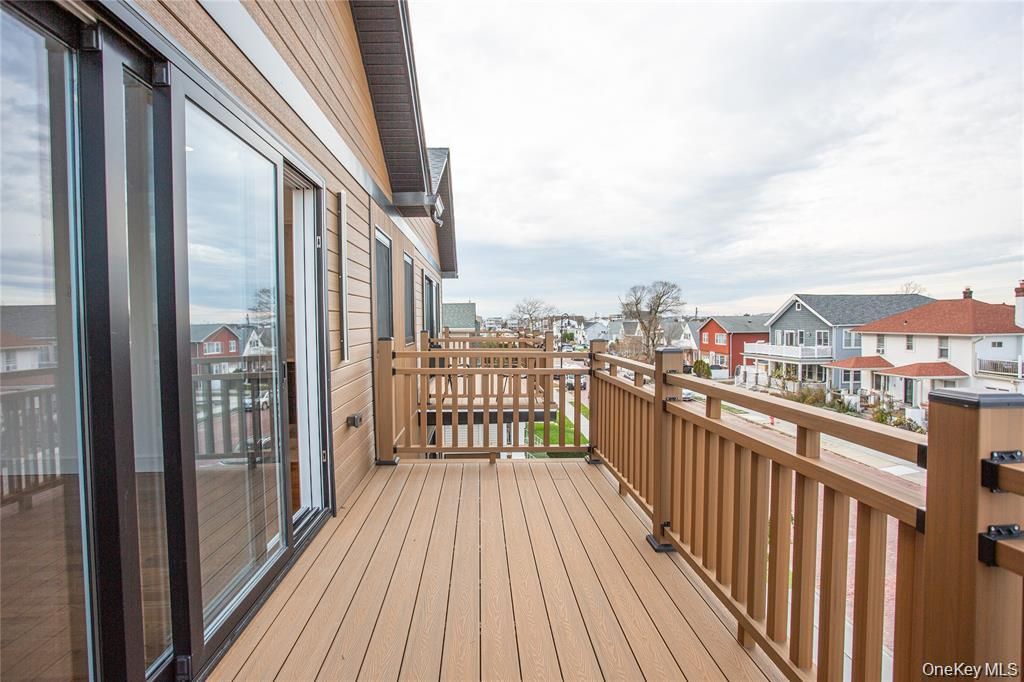 622 W Penn Street, Long Beach, NY 11561 — photo 4