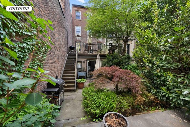 183 WAVERLY Avenue, New York City, NY 11205