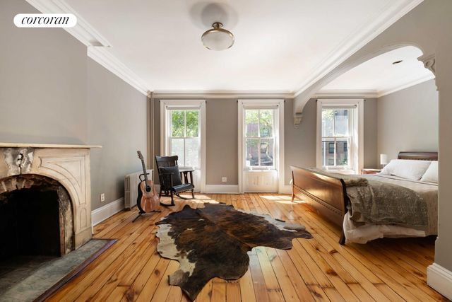 183 WAVERLY Avenue, New York City, NY 11205