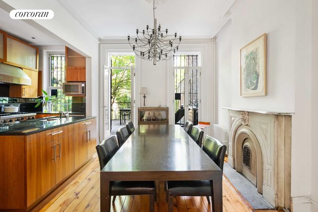 183 WAVERLY Avenue, New York City, NY 11205