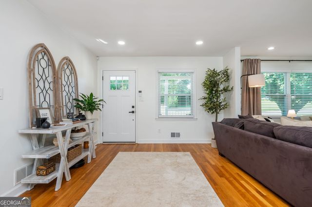 1845 Lochlomand Lane SE, Smyrna, GA 30080