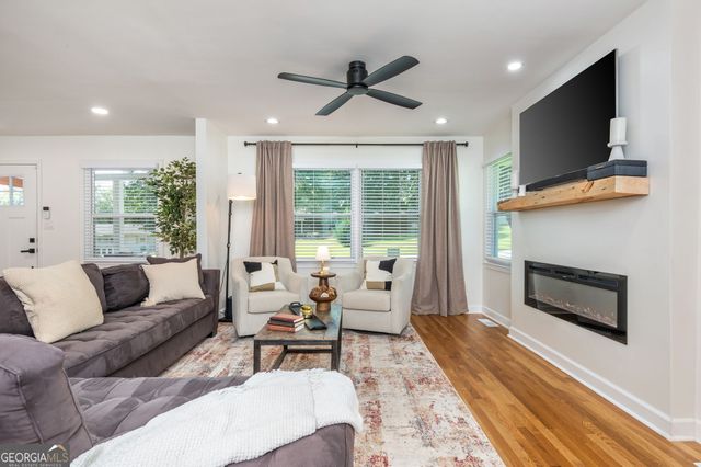 1845 Lochlomand Lane SE, Smyrna, GA 30080