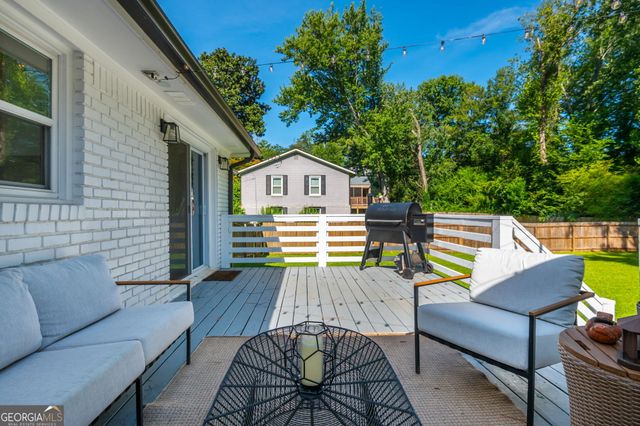 1845 Lochlomand Lane SE, Smyrna, GA 30080