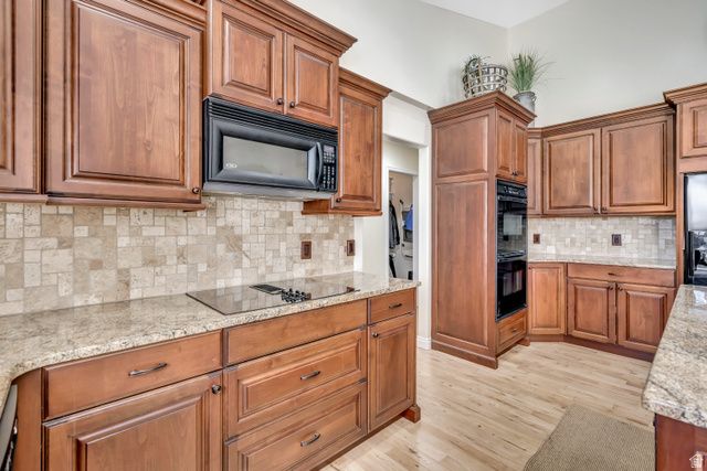 9843 S TEE BOX DR, South Jordan, UT 84009