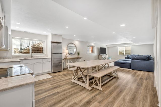 9843 S TEE BOX DR, South Jordan, UT 84009