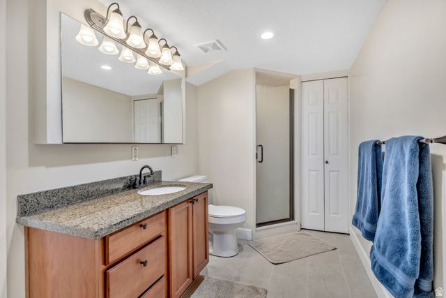 9843 S TEE BOX DR, South Jordan, UT 84009