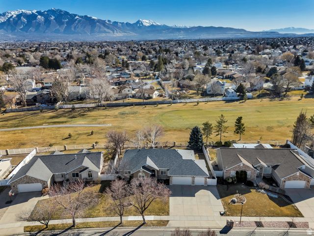 9843 S TEE BOX DR, South Jordan, UT 84009