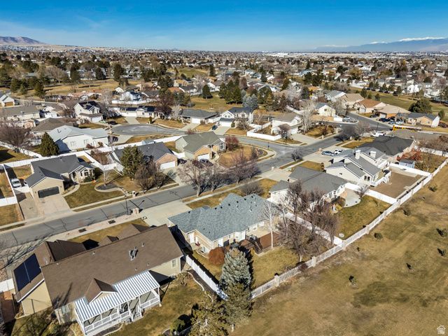 9843 S TEE BOX DR, South Jordan, UT 84009