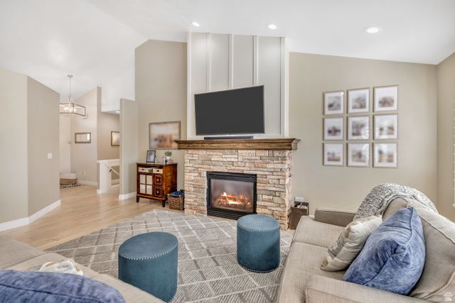 9843 S TEE BOX DR, South Jordan, UT 84009