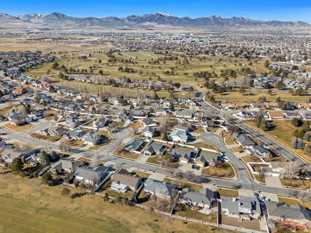 9843 S TEE BOX DR, South Jordan, UT 84009