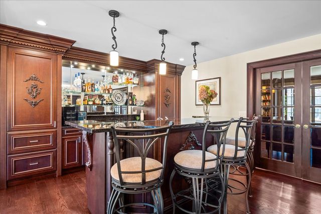 936 E Ringwood Road, Lake Forest, IL 60045