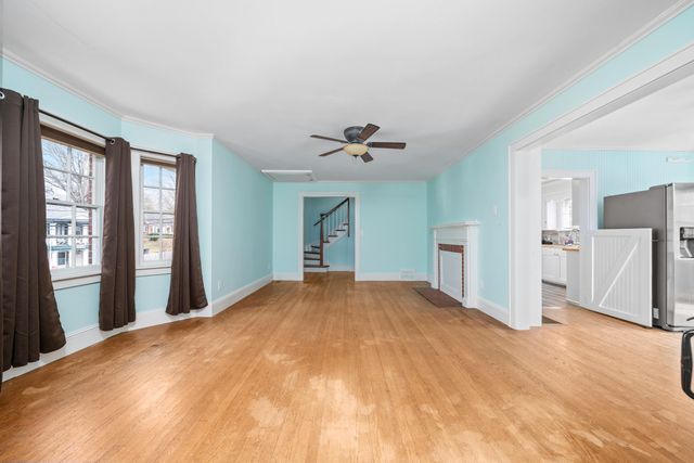 E 209 Main ST, Fincastle, VA 24090