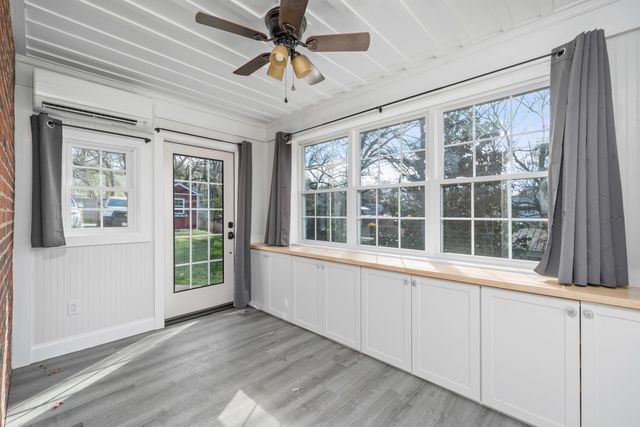 E 209 Main ST, Fincastle, VA 24090