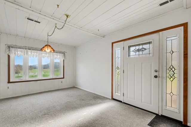 21583 Calvin Hill Street, Calvin Twp, MI 49031