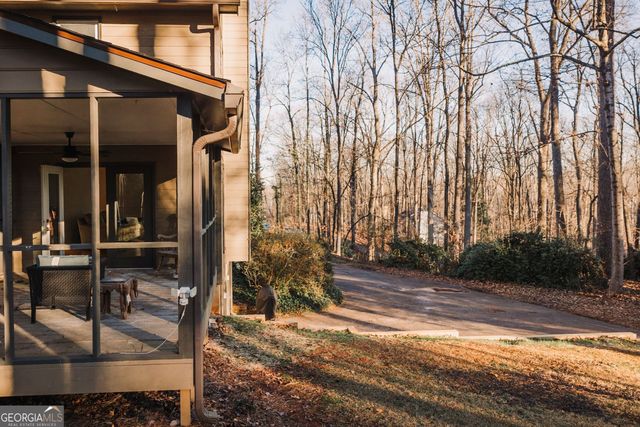 600 Hickory Creek Lane, Woodstock, GA 30188