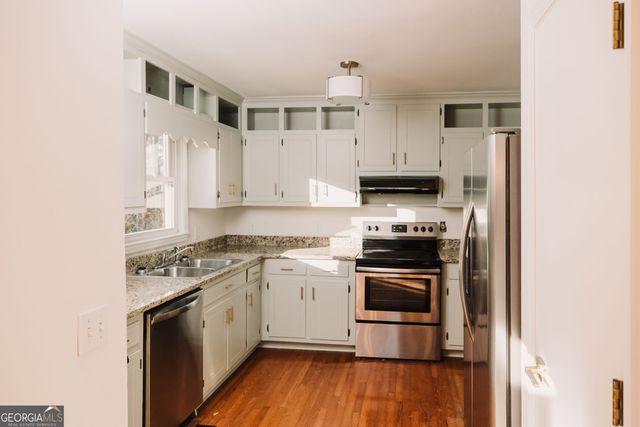 600 Hickory Creek Lane, Woodstock, GA 30188