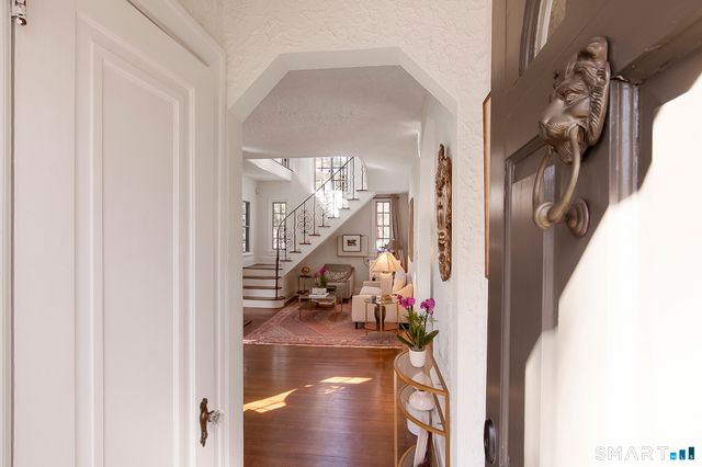 47 Lockwood Lane, Norwalk, CT 06851