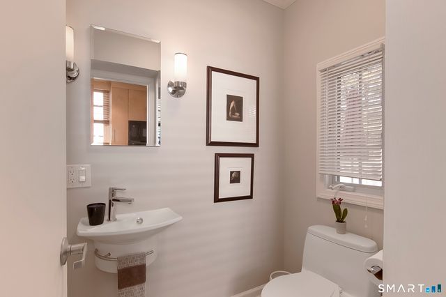 47 Lockwood Lane, Norwalk, CT 06851