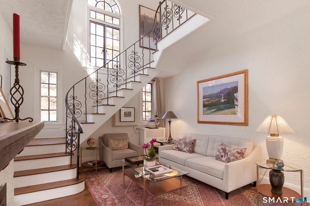 47 Lockwood Lane, Norwalk, CT 06851