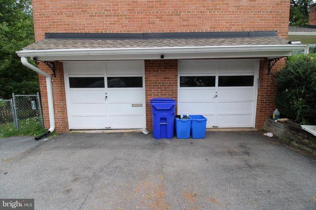 416 COLESVILLE MANOR DR, Silver Spring, MD 20904