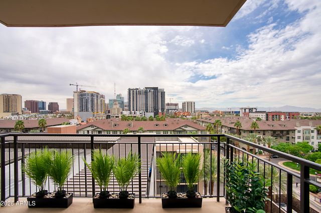 200 W PORTLAND Street 821, Phoenix, AZ 85003