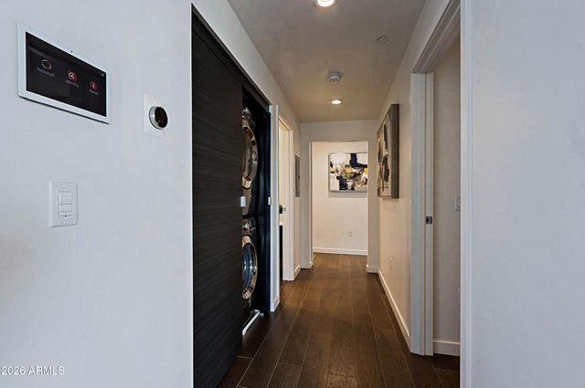 200 W PORTLAND Street 821, Phoenix, AZ 85003
