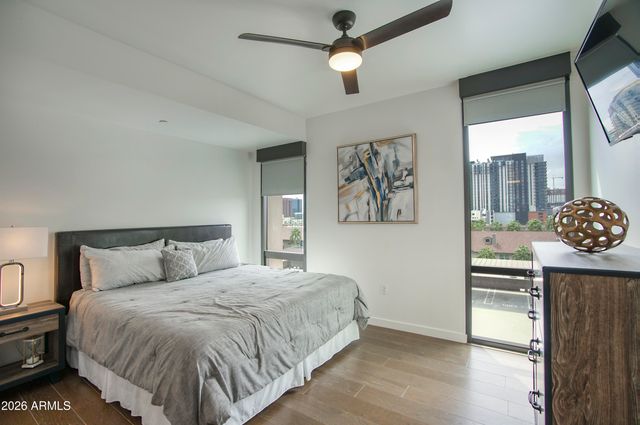 200 W PORTLAND Street 821, Phoenix, AZ 85003