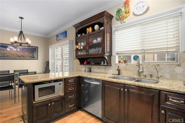 706 S Pacific Coast Highway C, Redondo Beach, CA 90277